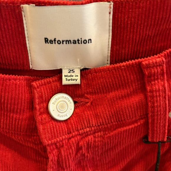 Reformation NWT 
Eden Wide Leg Corduroy Pants in Red Sz 25 & 33 - Picture 4 of 11